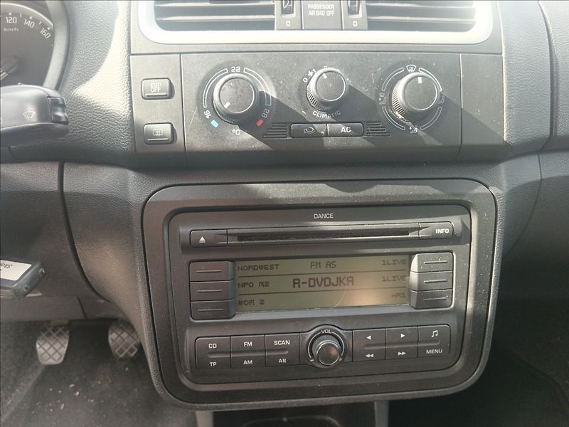 Škoda Fabia 1,4 i  Elegance - fotka 21 z 21