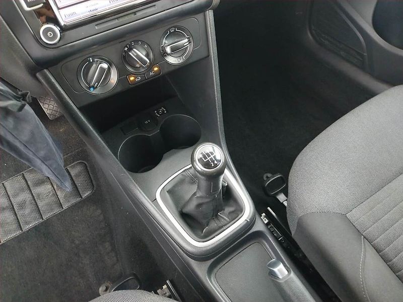 Volkswagen Polo (2011) 1.2 12V, Tempomat - fotka 13 z 15
