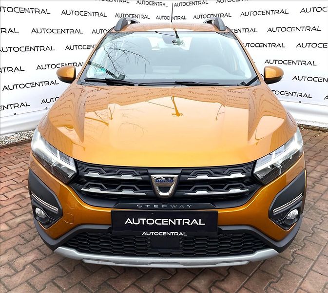 Dacia Sandero 1,0 TCE,Stepway,STK 2/28 - fotka 2 z 23