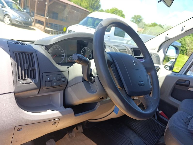 Citroën Jumper (2010) 3.0 HDi 116kw 9míst - fotka 18 z 28
