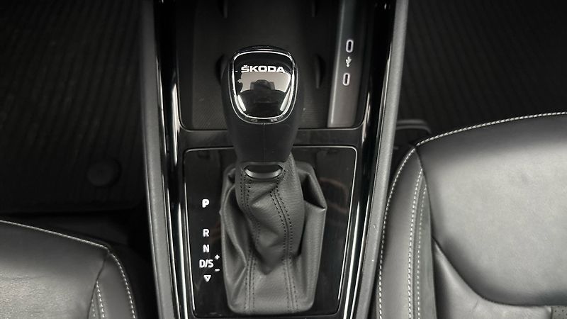 Škoda Scala 1.5 TSI DSG Style - fotka 28 z 34