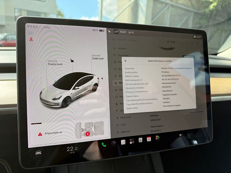 Tesla Model 3 Long Range AWD REZERVACE - fotka 25 z 38