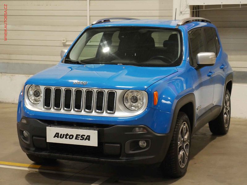 Jeep Renegade (2015) 2.0 JTD 4x4, ČR, servis - fotka 3 z 22