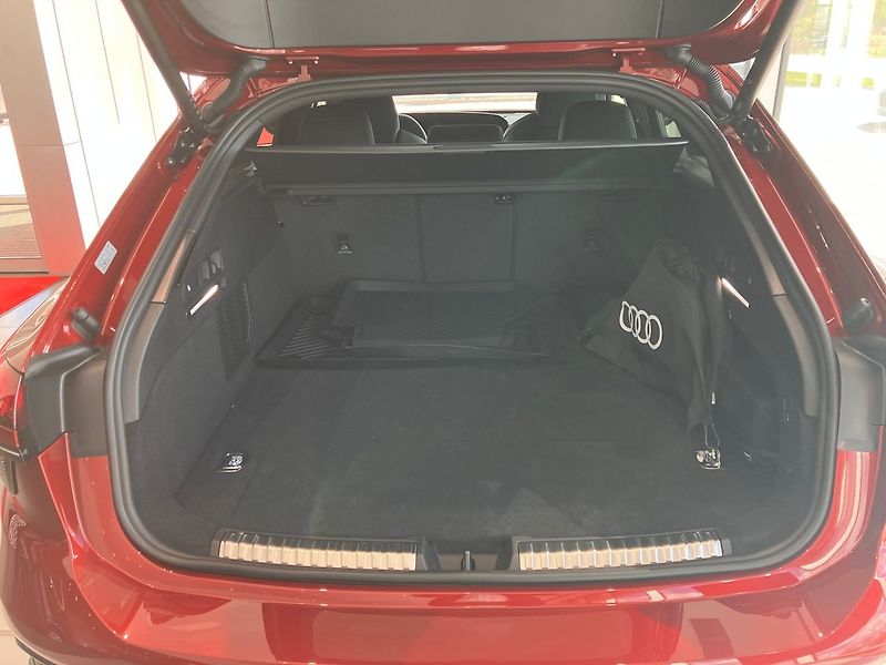 Audi A6 e-hybrid q S-Line 360 Matrix T - fotka 7 z 7