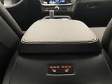 Volvo V90 B4 MOMENTUM AUT CZ - náhled 32