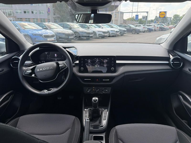 Škoda Fabia Selection 1.0 MPI 59kW - fotka 5 z 22