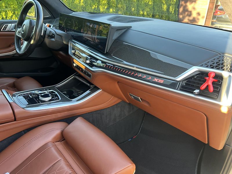 BMW X5 (2023) - fotka 24 z 25