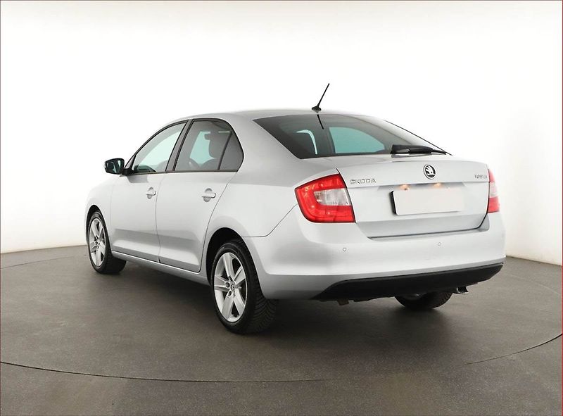 Škoda Rapid (2016) 1.4 TDI, Automat, Tempomat - fotka 4 z 16