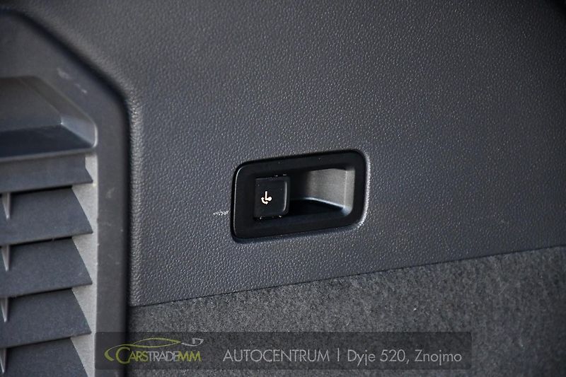 Volkswagen Multivan 2.0TDi LONG STYLE DSG IQLIGHT - fotka 50 z 57