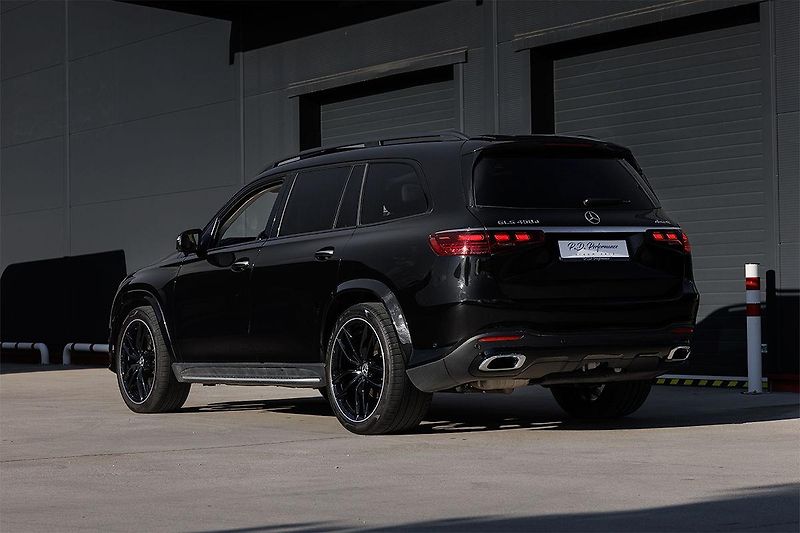 Mercedes-Benz GLS (2024) GLS 450d 4Matic AMG Line - fotka 15 z 64