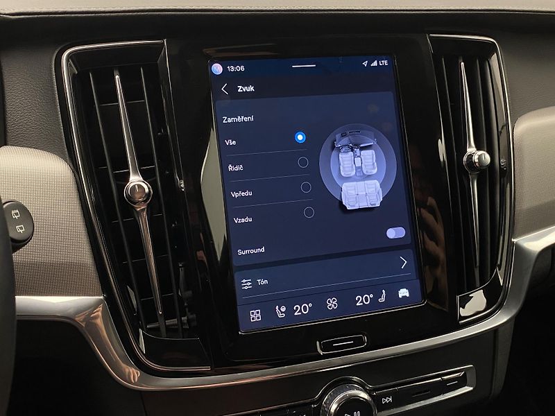 Volvo V90 T6 AWD RECHARGE BRIGHT PLUS - fotka 62 z 64