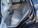 Volvo XC60 2.0D AWD 140kW INSCRIPTION TOP - náhled 16