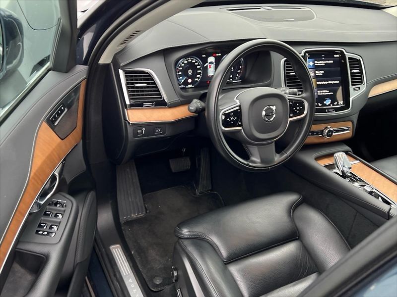 Volvo XC90 2,0 173 kW AWD 8A/T INSCRIPTIO - fotka 6 z 32