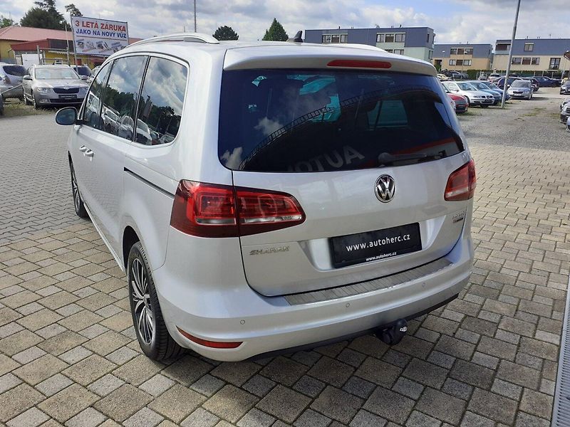 Volkswagen Sharan (2017) 2.0 TDI 4X4 DSG 7 MÍST. - fotka 6 z 48