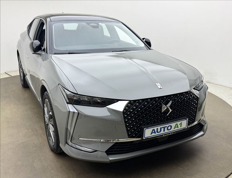DS Automobiles DS4 1,5 DPH HUD TROCADERO AT8 ČR - fotka 3 z 47