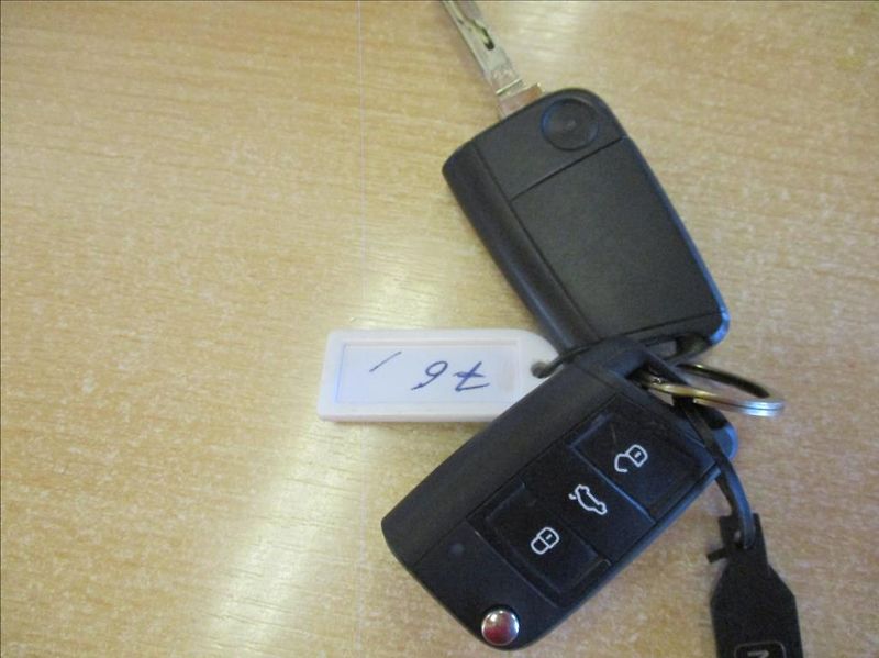 Škoda Fabia 1,0 TSI, serviska,1.maj,DPH,CZ - fotka 22 z 27