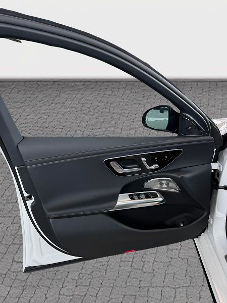 Mercedes-Benz Třídy E (2026) E 220 4MATIC kombi - fotka 7 z 9