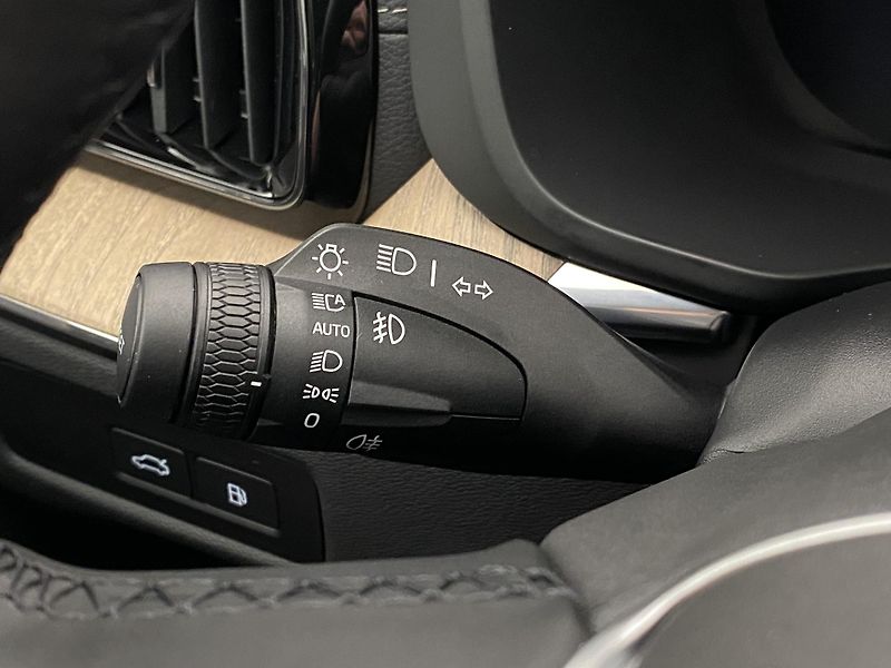 Volvo XC60 T6 AWD RECHARGE BRIGHT ULTRA  - fotka 22 z 67
