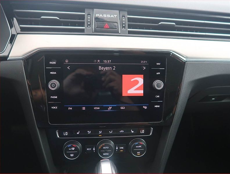 Volkswagen Passat (2020) Business 2.0 TDI - fotka 12 z 16