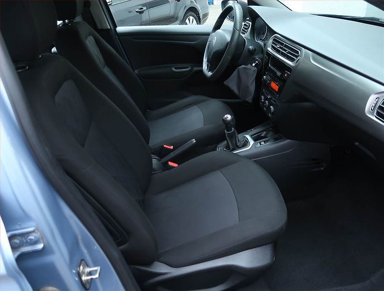 Citroën C-Elysée (2013) 1.2 VTi, servisované - fotka 9 z 14