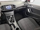 Peugeot 308 (2016) 1.2 e-THP, Serv.kniha, Navi - náhled 8