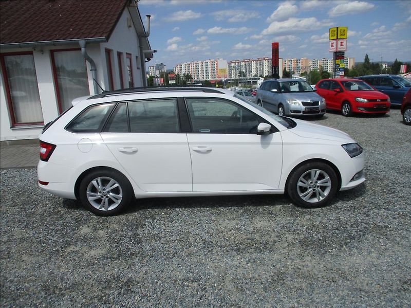 Škoda Fabia 1,0 TSI, servis,DPH,1.maj,CZ, - fotka 5 z 29