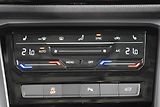 Volkswagen Touran (2023) 2.0TDI 110kW Panorama,DSG - náhled 23