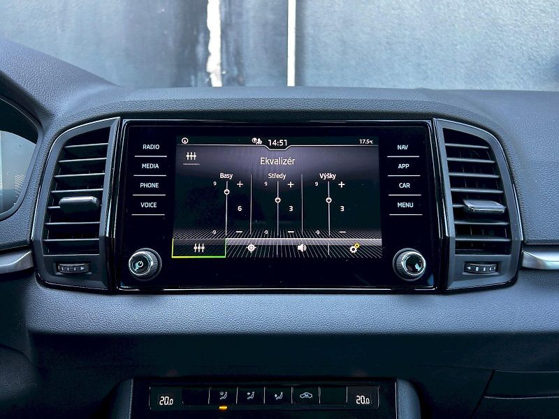Škoda Karoq (2025) 1.5 TSI 110kW DSG Selection Va - fotka 12 z 34