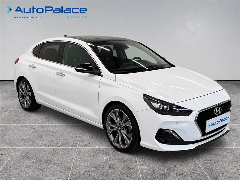 Hyundai i30 1,4 TGDI STYLE PREMIUM PANO - fotka 3 z 18