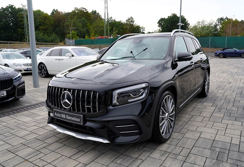 Mercedes-Benz GLB 35 AMG 4Matic/310 PS/ČR - fotka 2 z 49