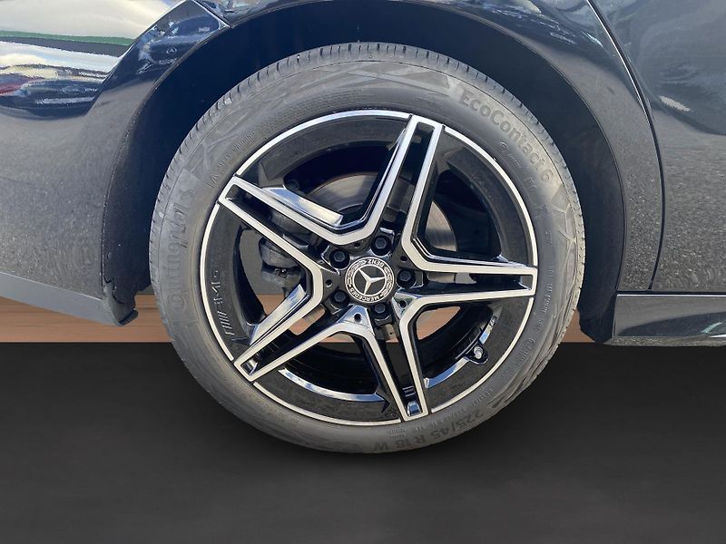 Mercedes-Benz CLA CLA 200 d kupé AMG Style - fotka 20 z 26