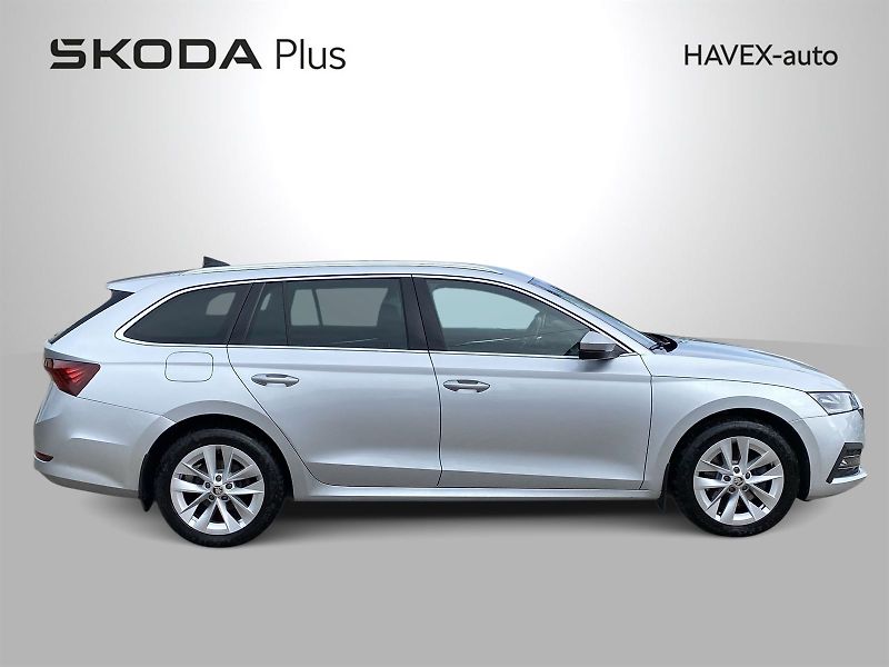 Škoda Octavia (2021) Combi 2.0 TDI 4x4 DSG Style+ - fotka 34 z 36
