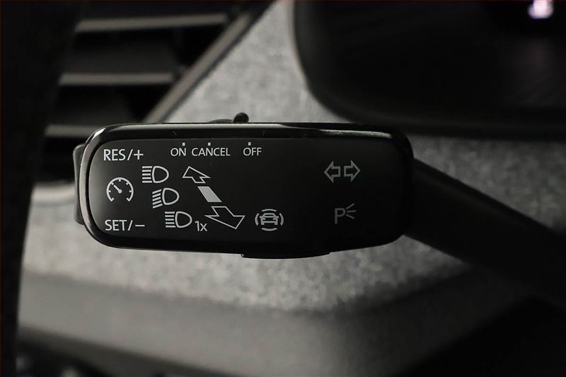 Škoda Kamiq (2025) Selection 1.0 TSI - fotka 14 z 16