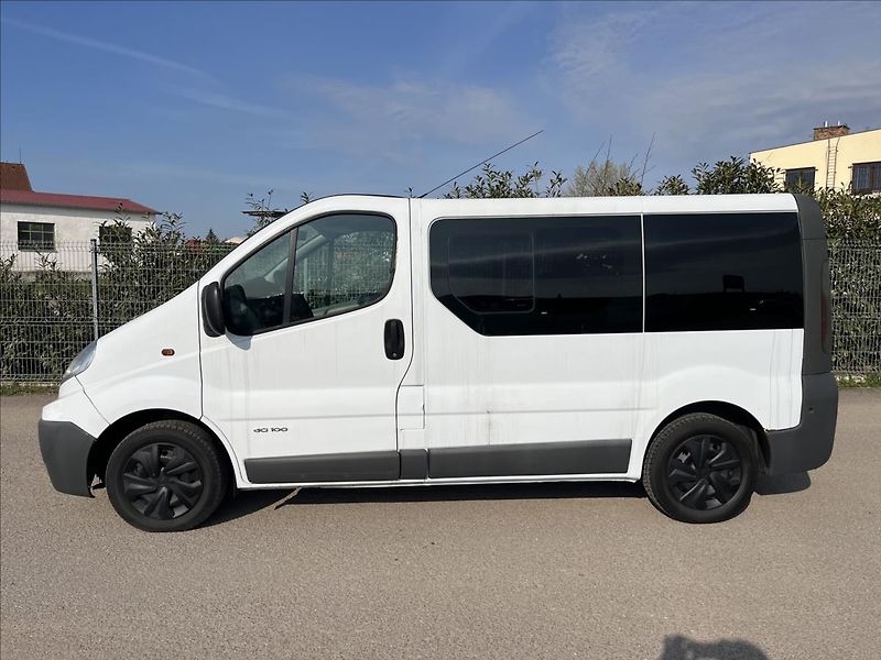 Renault Trafic 1.9 dCi 6.MÍST STK 11/2027 - fotka 4 z 26
