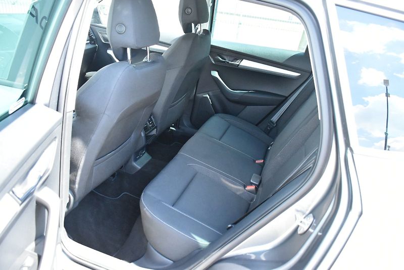 Škoda Karoq (2024) Selection 1.5 TSI 110kW - fotka 26 z 34
