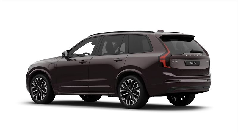 Volvo XC90 (2026) 2,0 T8  Plus Dark - fotka 2 z 12