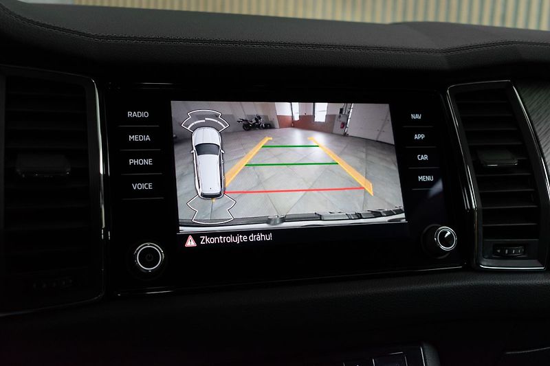 Škoda Kodiaq 2.0 TDI DSG*STYLE*ACC*DPH*ČR 1 - fotka 25 z 43