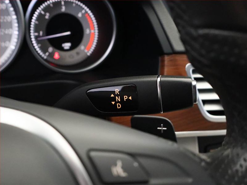 Mercedes-Benz Třídy E (2015) E 200 BlueTEC, Automat, Kůže - fotka 11 z 20
