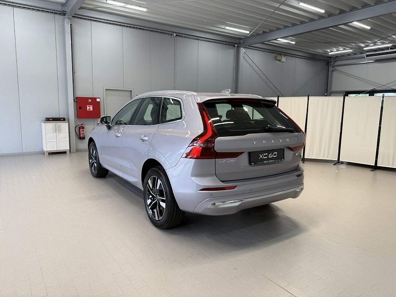 Volvo XC60 (2026) B5 2.0L 250+14 HP AT8 FWD PLUS - fotka 3 z 26