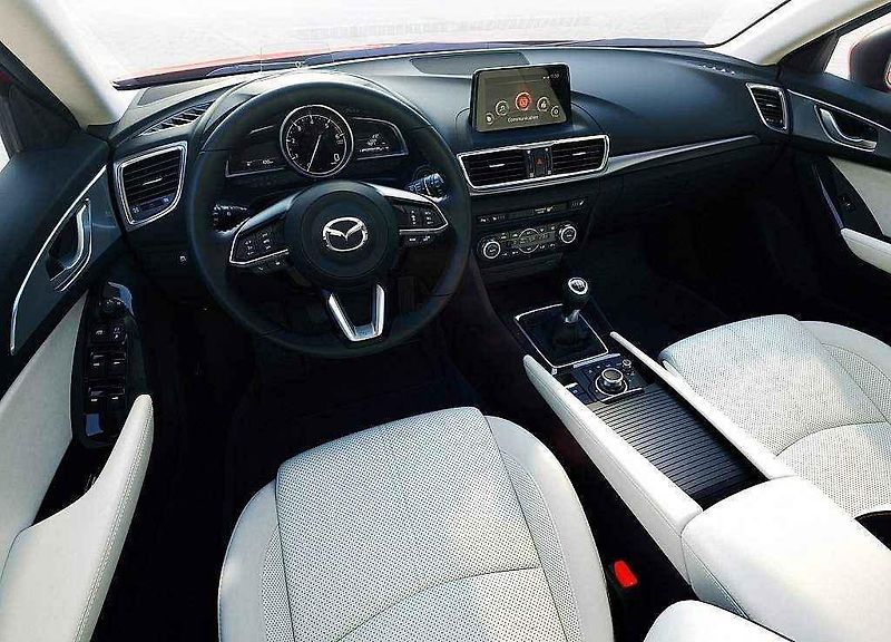 Mazda CX-9.