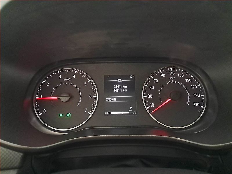 Dacia Sandero (2021) 1.0 TCe, LPG, Serv.kniha - fotka 11 z 16