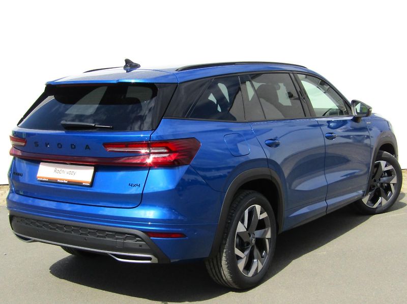 Škoda Kodiaq (2026) Sportline 2.0 TSI 150 kW DSG 4 - fotka 2 z 30