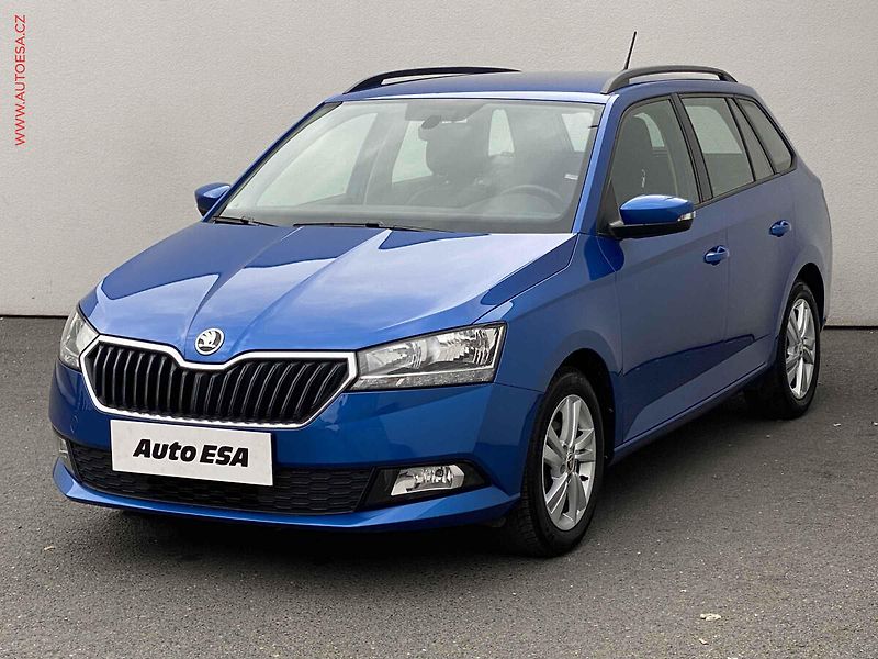 Škoda Fabia (2022) 1.0 TSi, 2.maj,ČR, Ambition - fotka 3 z 17