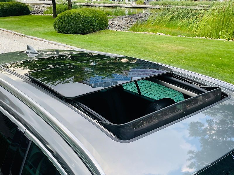 Opel Insignia 2.0CDTi KAMERA SERVISKA TAŽNÉ - fotka 52 z 55