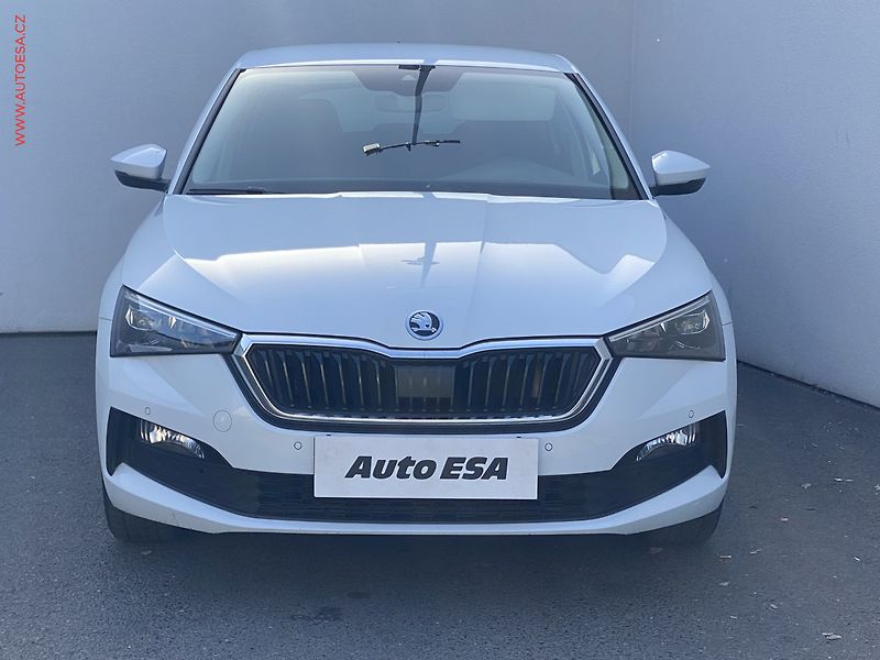 Škoda Scala (2022) 1.5 TSi, 1.maj,ČR, Style - fotka 2 z 17
