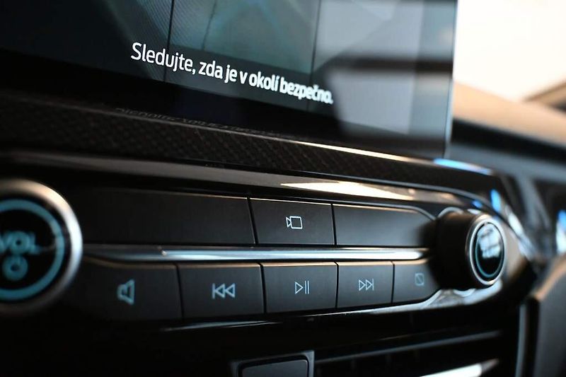 Ford Kuga (2022) 2.0 4x4 ST-LINE X LED ACC VIRT - fotka 23 z 41