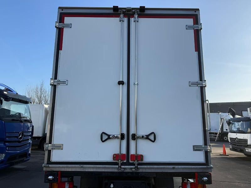 MAN TGX (2021) 26.470 6x2 chlaďák EURO 6 - fotka 13 z 16