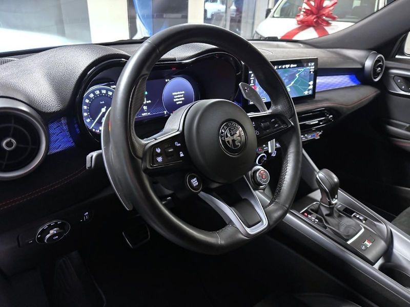 Alfa Romeo Tonale (2023) 1.5 T 160k AT7 VELOCE - fotka 17 z 20