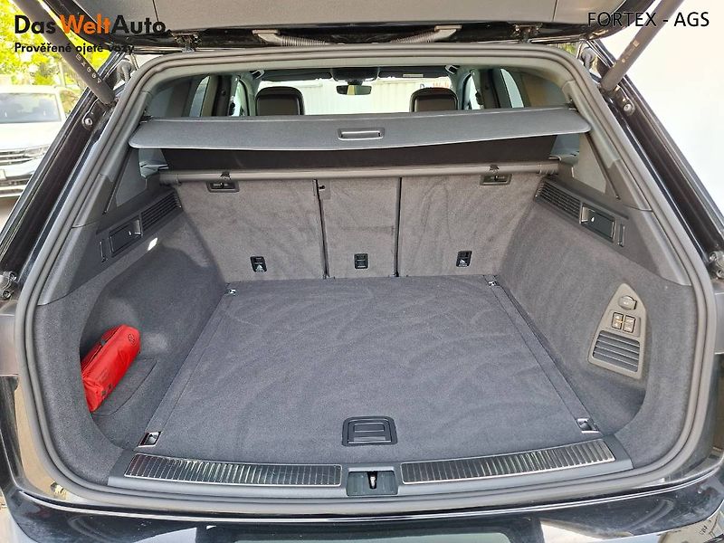 Volkswagen Touareg (2024) R-LINE, FACELIFT,3.0 TDI,210kW - fotka 23 z 29
