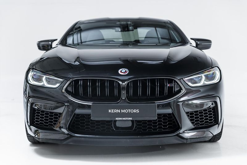 BMW M8 Competition*Carbon*B&W - fotka 3 z 44